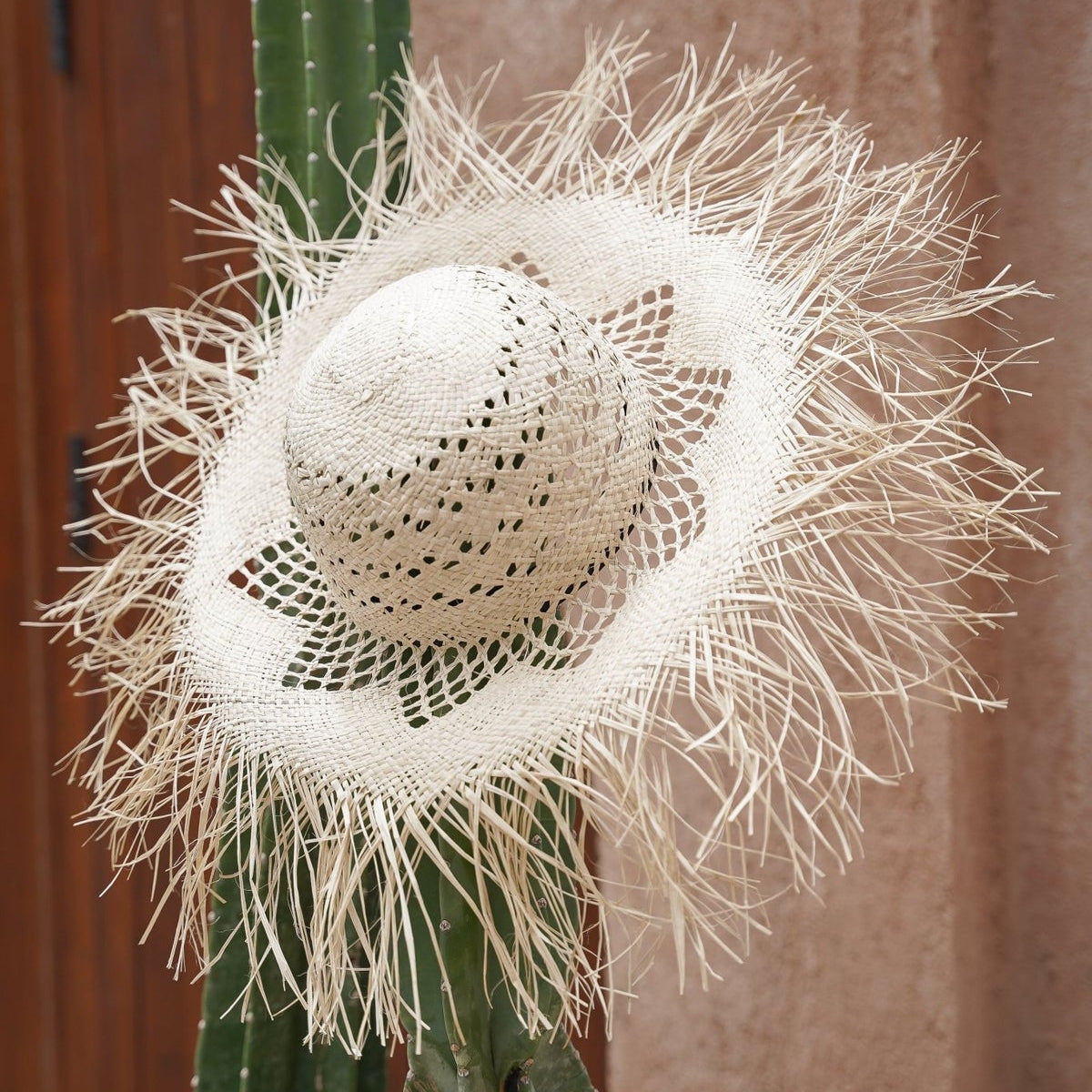 Sun hat - braided bamboo - The Pantai (60x10 cm)