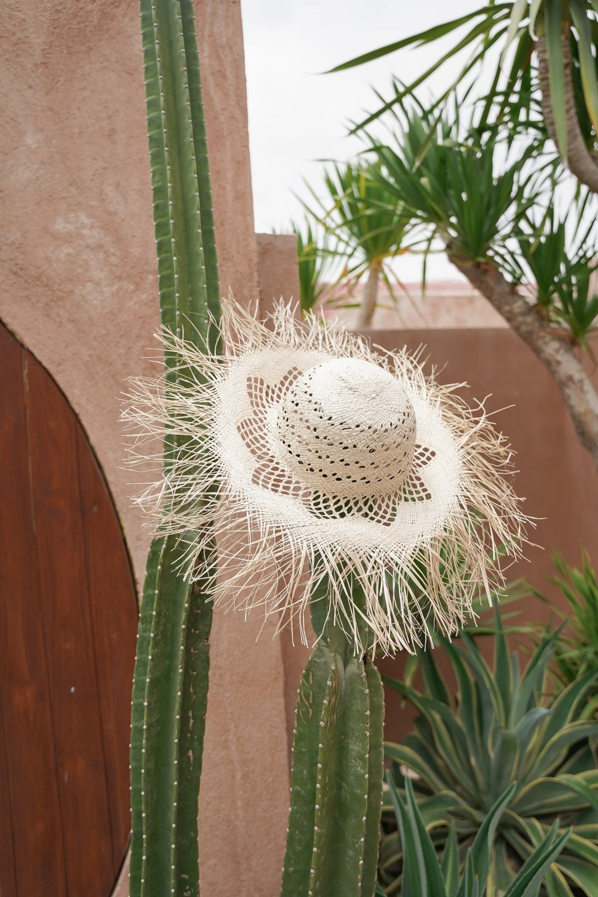 Sun hat - braided bamboo - The Pantai (60x10 cm)