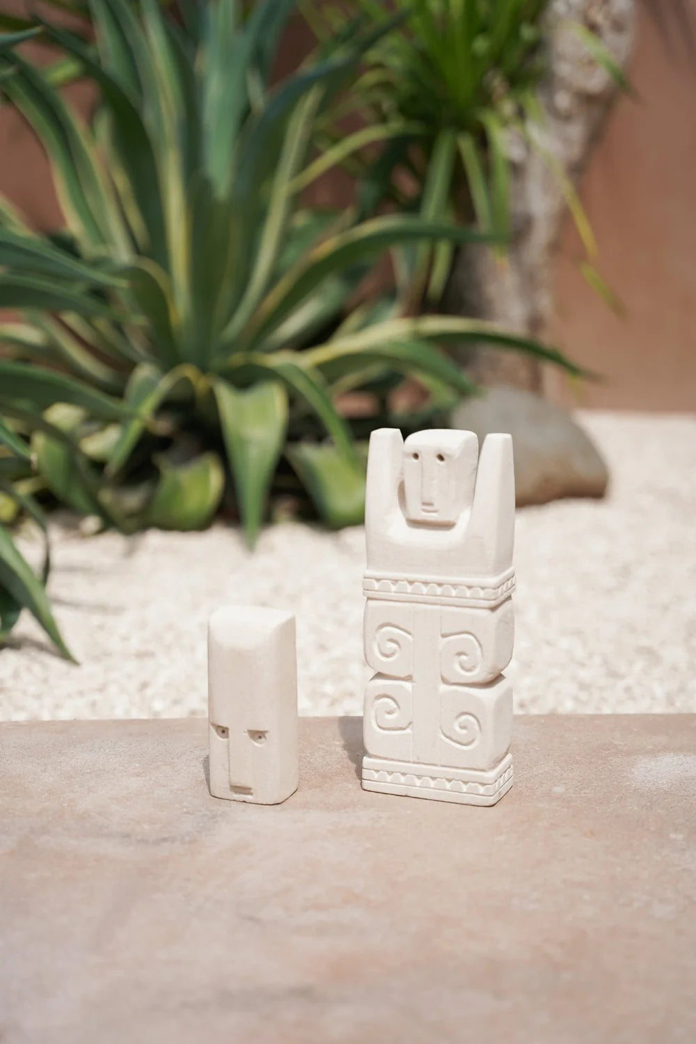 Stone figurine - Classic stone men
