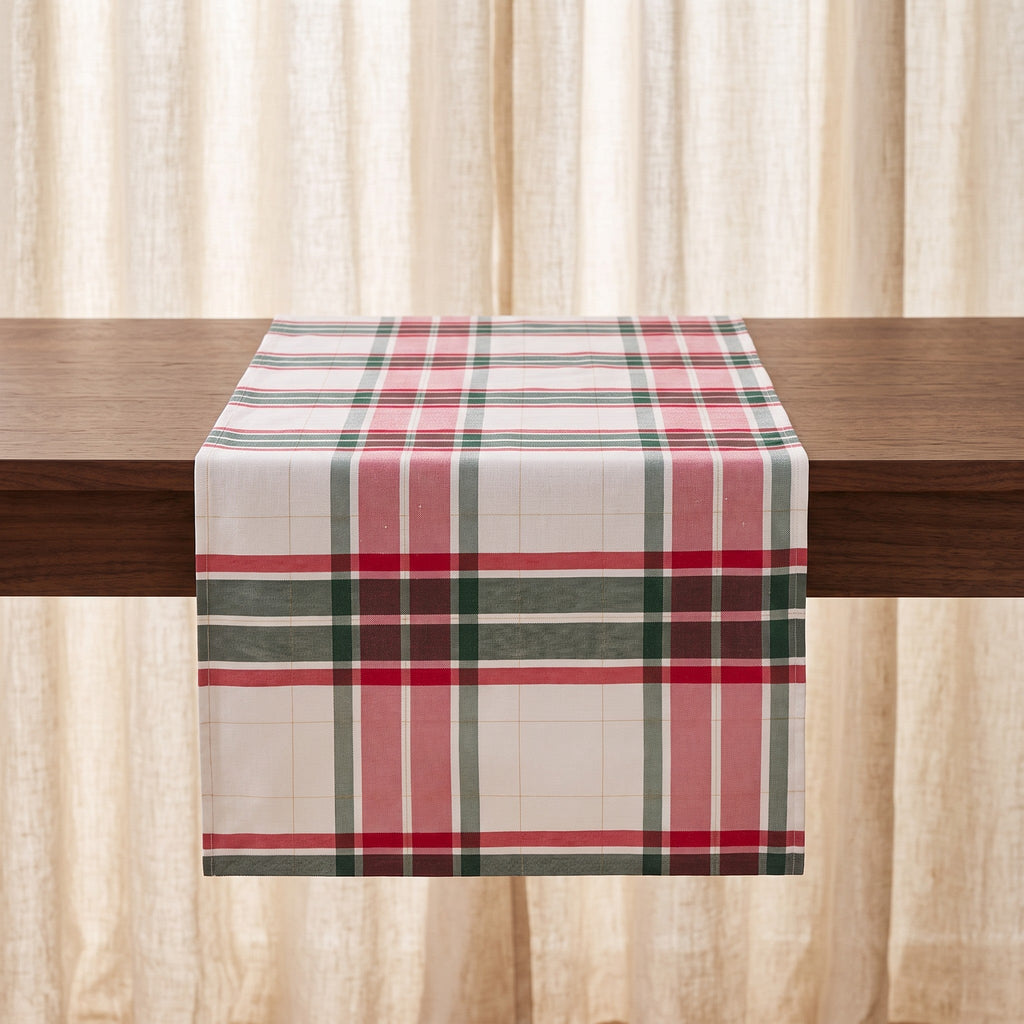 Chemin de table de Noël Tartan sur la table