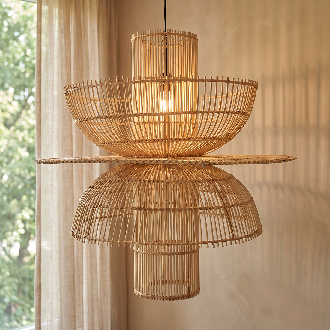 Suspension Saturn en rotin - Ø 65 x 63 cm