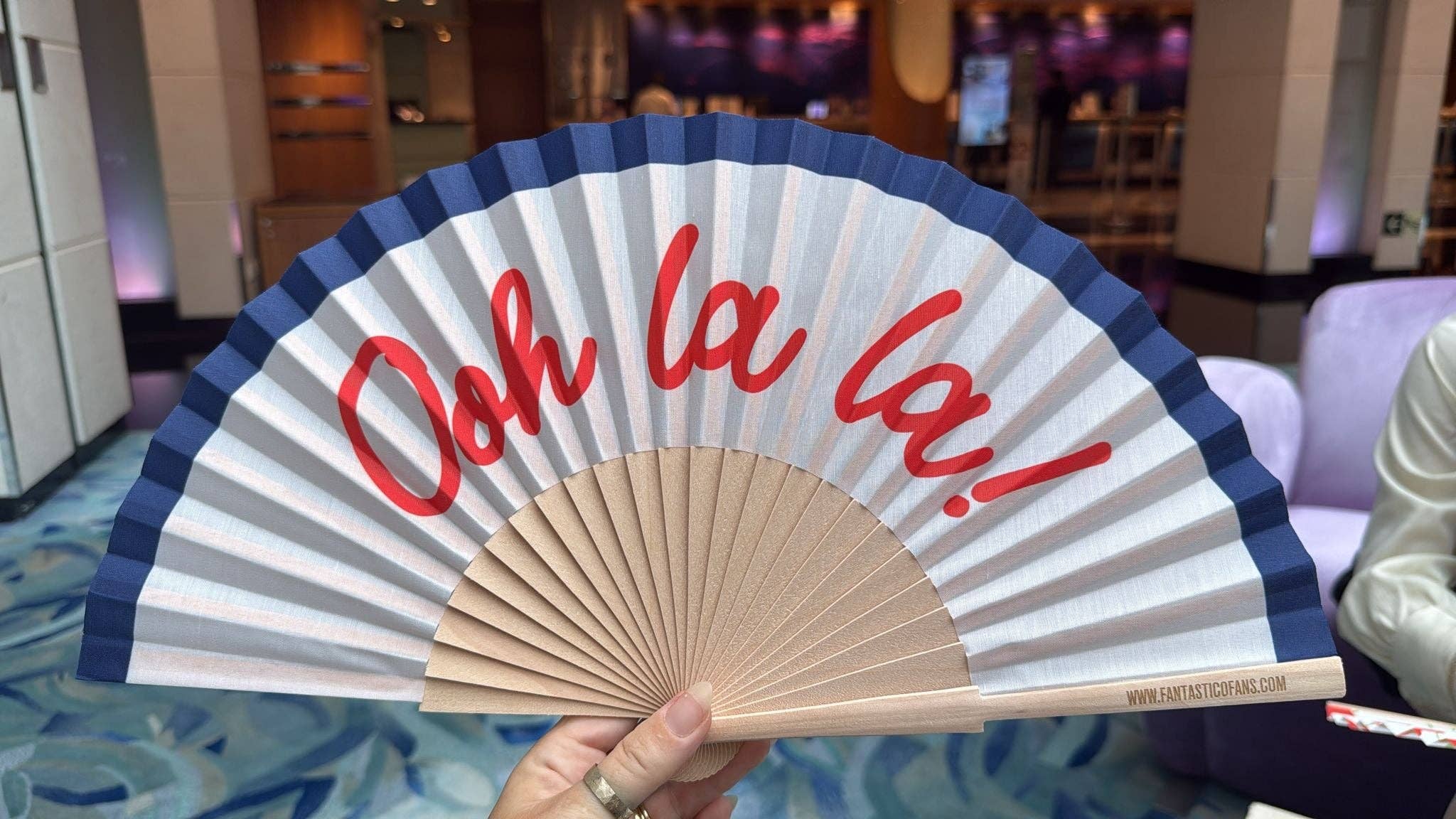 Ooh La La Fan Script 23cm