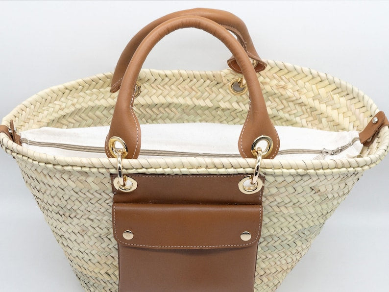 Panier en paille français chic avec poche en cuir et pochette