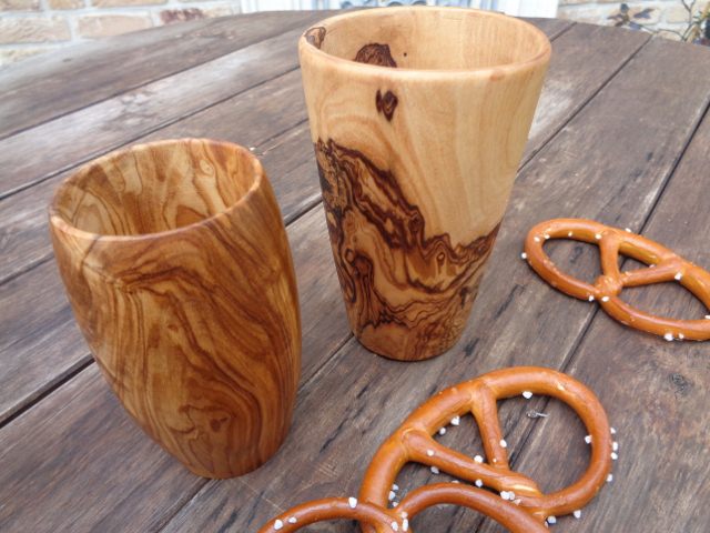 Gobelet en bois d'olivier Terra Gusto – grand modèle – vue 2