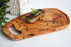 Planche à steak 40-44 cm en bois d'olivier Terra Gusto