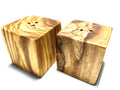 Duo salière et poivrière cube en bois d'olivier Terra Gusto